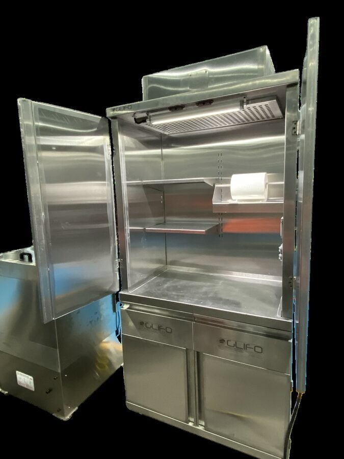 COMEC Colorbox workstation, open